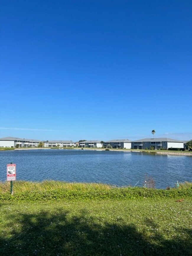 Foto del edificio - 2 br, 2 bath House - 12538 S W Kingsway Ci...