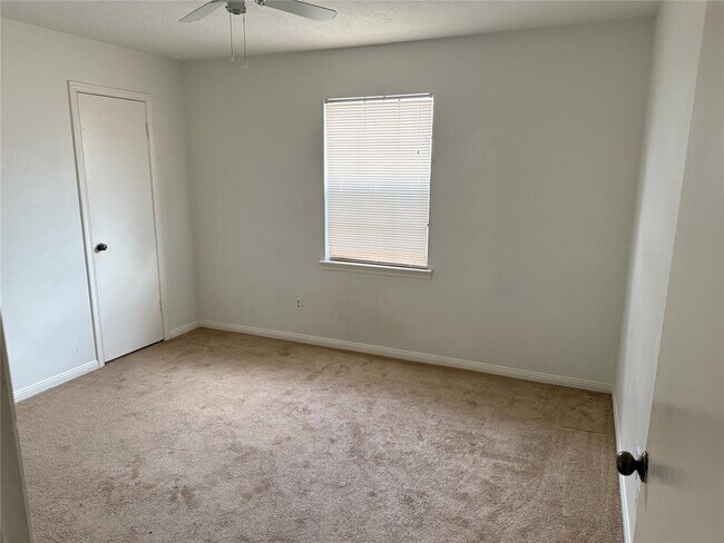 Foto del edificio - 2514 Lance Ln
