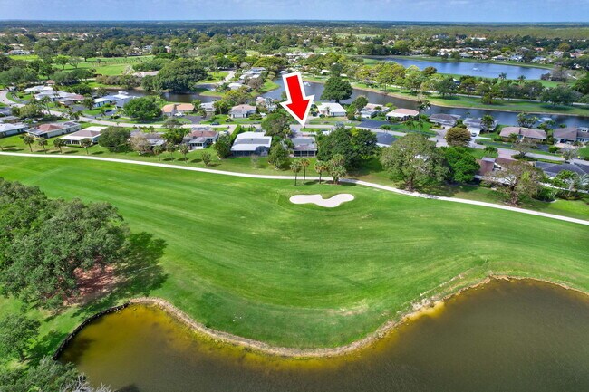 Foto del edificio - 13708 Whispering Lakes Ln