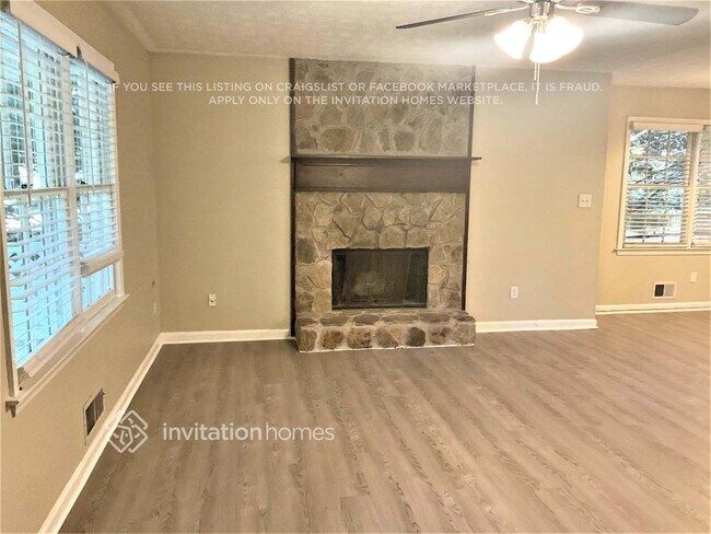 Building Photo - 422 Indian Creek Dr