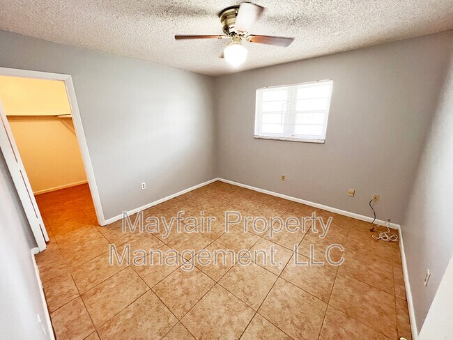 Foto del edificio - 5634 Grant St