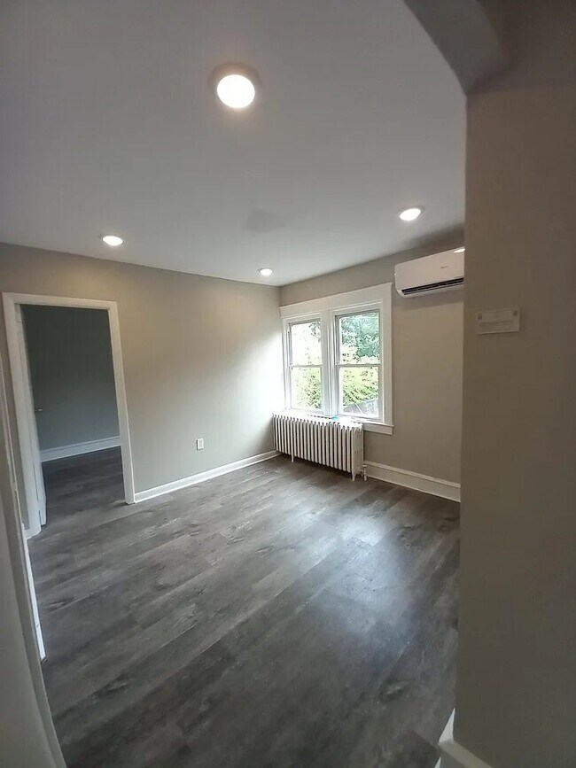 Foto del edificio - 2527 Edgmont Ave
