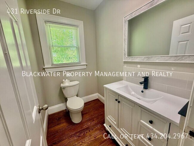 Foto del edificio - 431 Riverside Dr