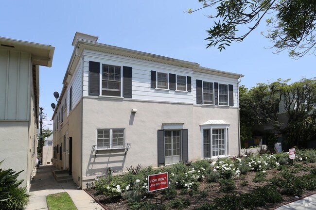 Foto del edificio - 352 S Elm Dr