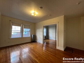 Building Photo - 157 Summer St