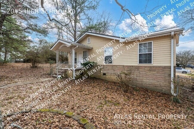 Foto del edificio - 2045 High School Rd