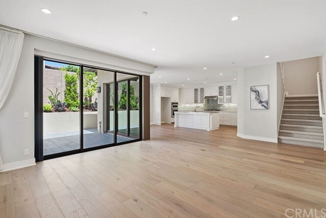 Building Photo - 145 Toretta