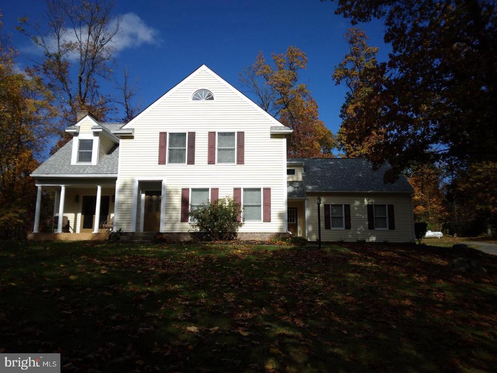Foto del edificio - 241 Oak Hill Dr