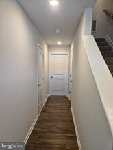 Building Photo - 193 Drexel Ct