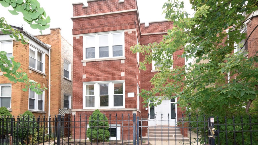 Primary Photo - 4843 N Drake Ave