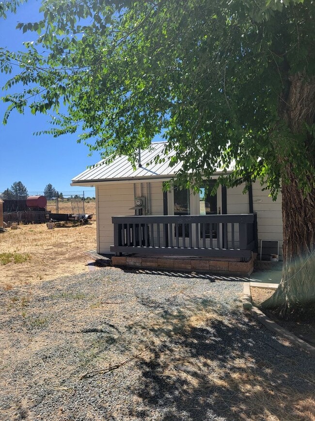 Building Photo - 1 bedroom 1 bath