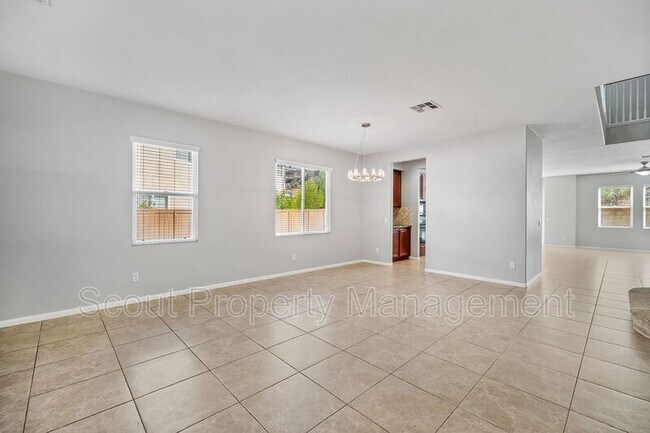 Building Photo - 44704 Mumm St