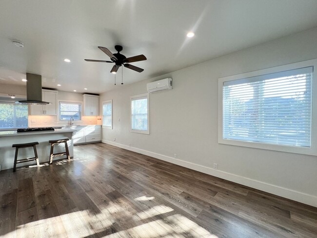 Foto del edificio - Yajome, 2100-2118*