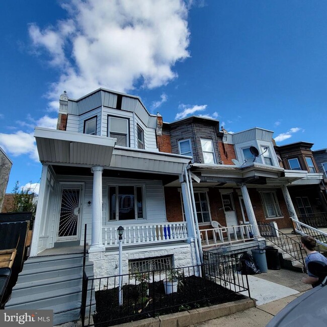 Building Photo - 1027 S Ithan St