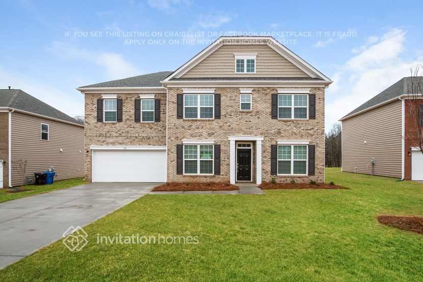 Foto principal - 158 Sassafras Rd