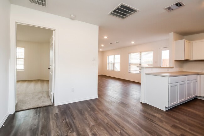 Foto del edificio - 32722 Orchard Haze Dr