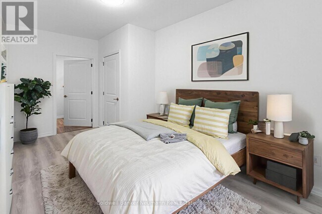 Building Photo - 191 Elmira Rd S