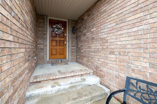 Foto del edificio - 3 Bedroom Home 2 Bath 2 Car Garage - Great...