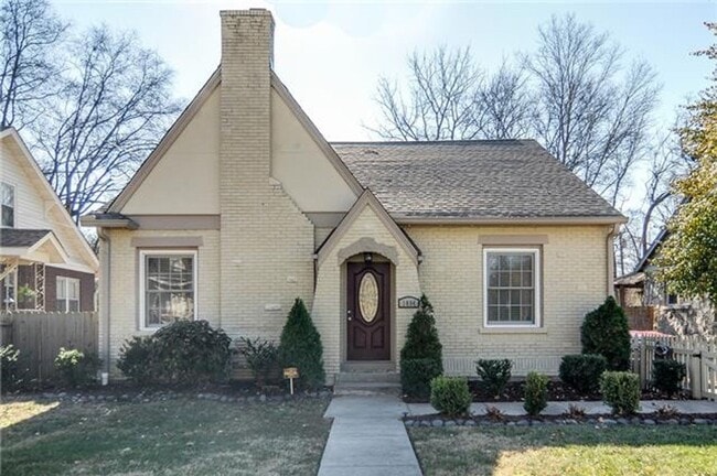 Building Photo - Charming East Nashville Home – Walkable to Eastland Shops & Restaurants!