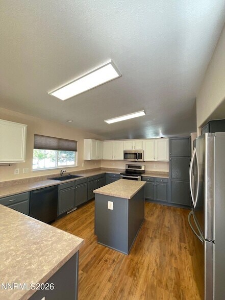 Foto del edificio - 17825 Fairfax Ct