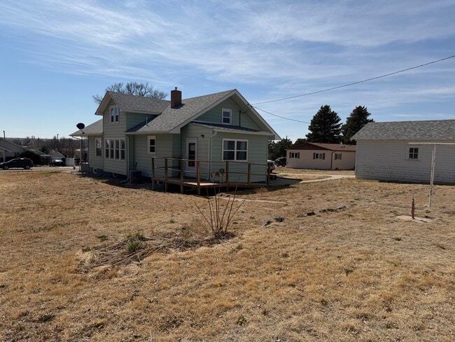 Building Photo - 320 Bates Blvd