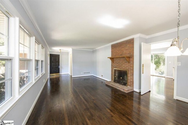 Building Photo - 25 Westbrook Lane
