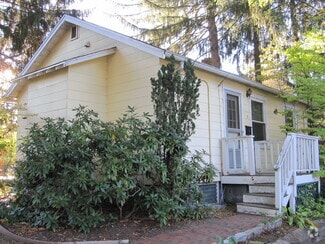 Building Photo - 5 Belvidere Way