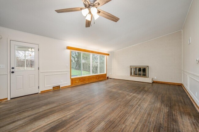 Foto del edificio - 1520 N Yale Blvd