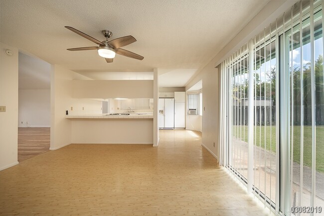 Building Photo - HIGHLY DESIRABLE 4BR/2.5BA HOUSE IN KAPOLE...