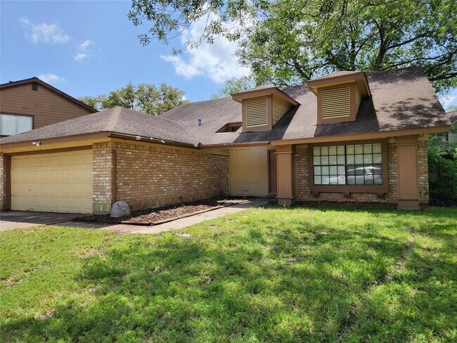 Building Photo - 18511 Tynecreek Ln