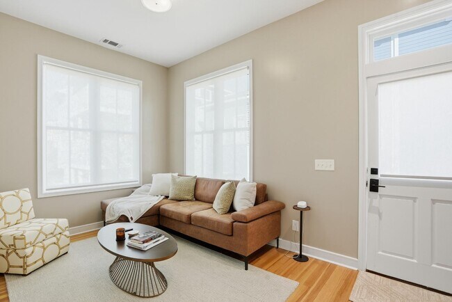 Foto del edificio - 309 Lorch St