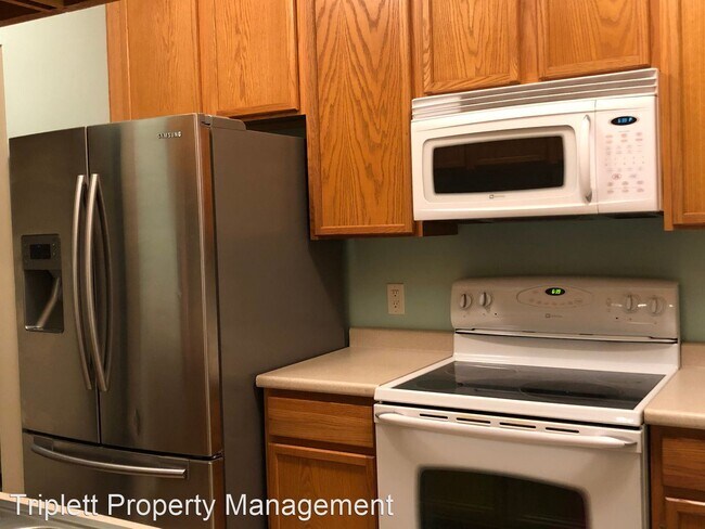 Foto del edificio - 3 br, 2 bath House - 1110 NE 6th Lane #G5