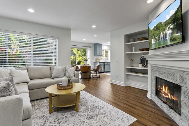Building Photo - Stunning Aliso Viejo Pool Home 4 Bedroom