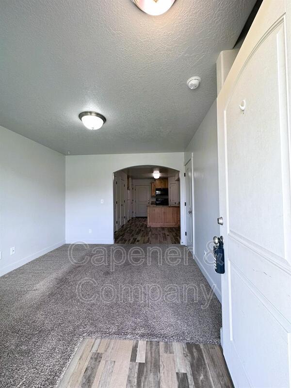 Building Photo - 2661 W 450 N