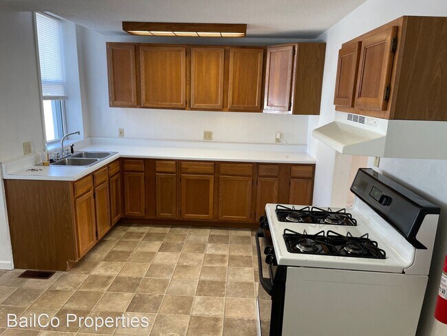 Building Photo - 1 br, 1 bath House - 501 West Main