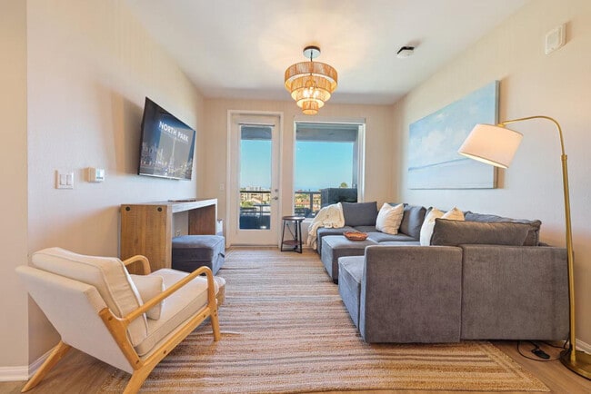 Building Photo - 4325 Ohio St