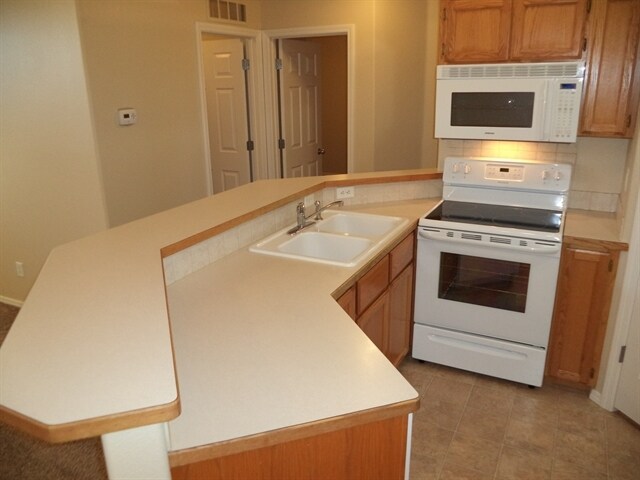 Foto del edificio - 8580 W Dulcimer St