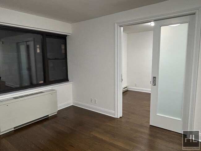 Building Photo - EAST 56 STREET