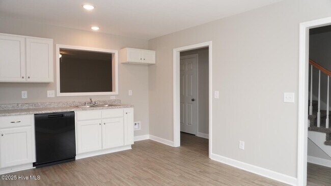 Foto del edificio - 1517 Pine Brook Ct