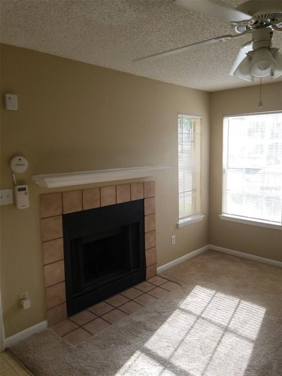 Foto del edificio - 4350 Perkinshire Ln