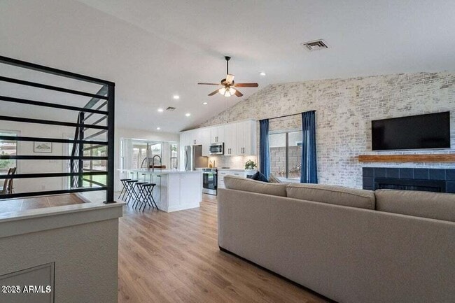 Foto del edificio - 15026 S 28th St