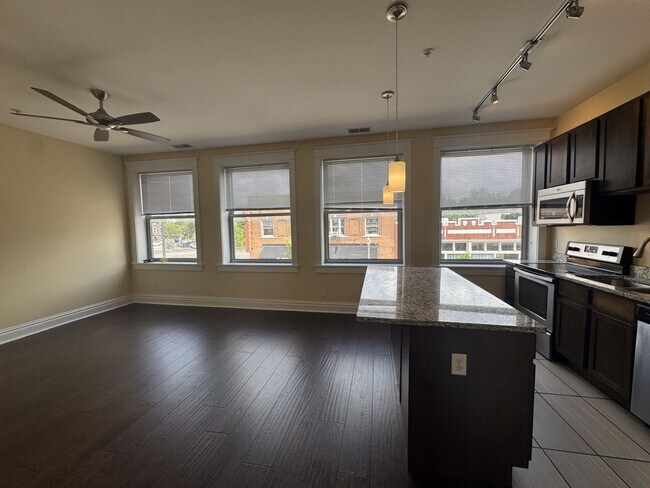 Foto del edificio - 4238-40LC Manchester Ave (Hawthorn)