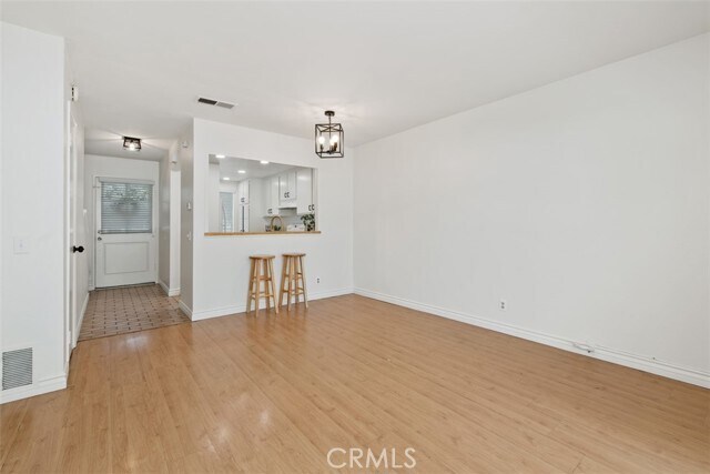 Foto del edificio - 128 Birchwood Ln