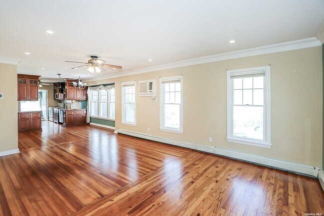 Building Photo - 2712 Wilson Ave