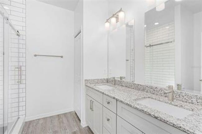 Foto del edificio - 4639 25th St SW