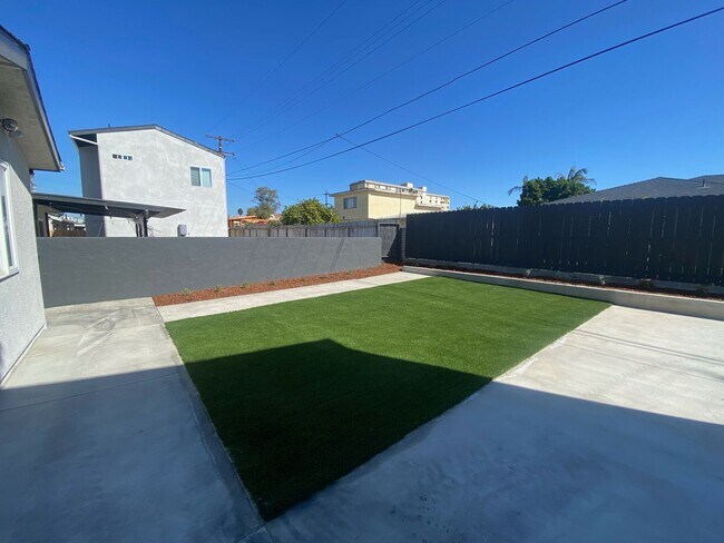 Foto del edificio - 5BD/2BA, Close to Campus!