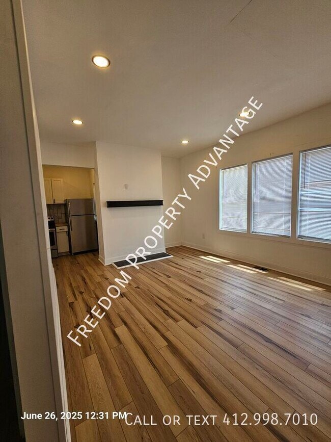 Building Photo - 7235 Meade St