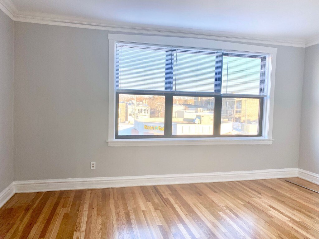 Foto del edificio - 4722 N Kedzie Ave