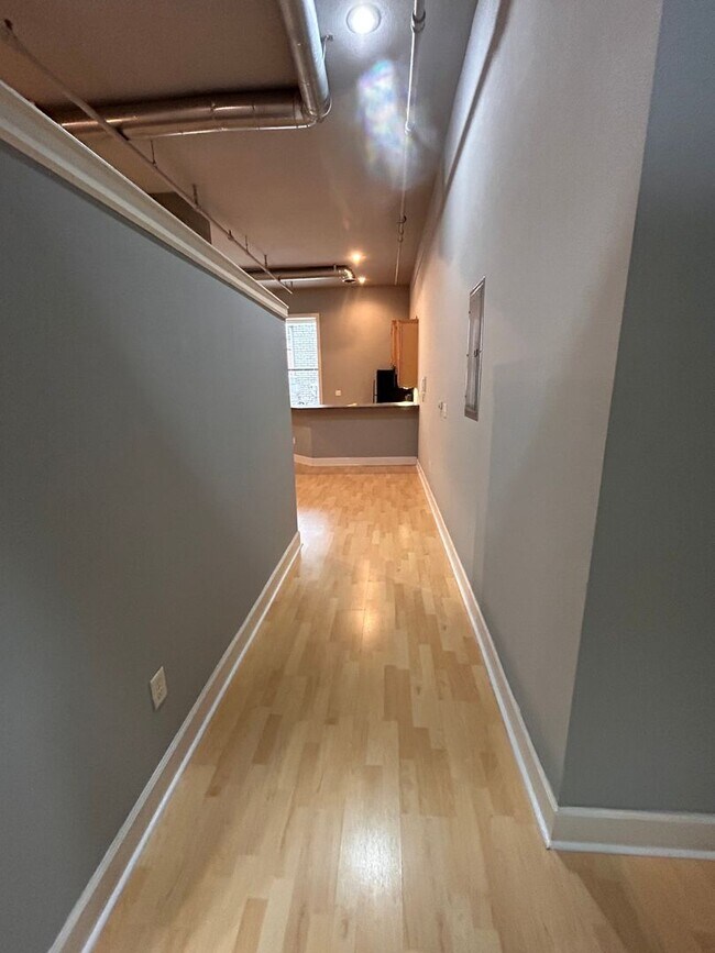 Foto del edificio - Studio Apartment in Downtown FSM - RENT RE...