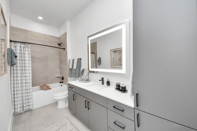 Foto del edificio - 15635 Memorial Dr